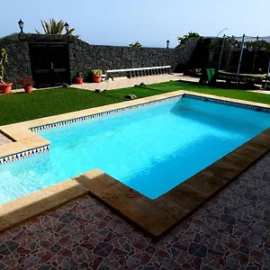 apartamento-los-llanitos.puertodelcarmen-hotels.org/